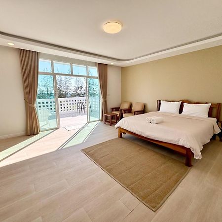 Privaterayong Hotel Exterior photo
